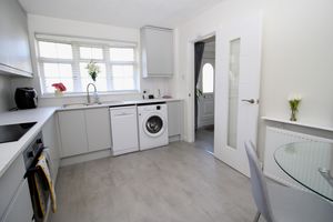 Kitchen/Diner- click for photo gallery